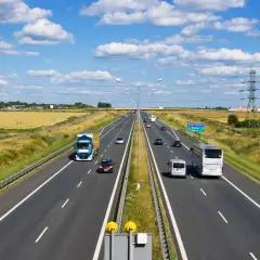 Jakie aplikacje na A2 ułatwią Ci płatności za przejazd?