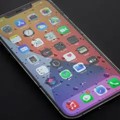 Czy opłaca się kupić iPhone? Poznaj wady i zalety wyboru modelu