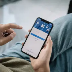 Jak zmienić dane na Facebooku i uniknąć problemów z kontem