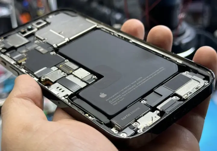 Jak naprawić ładowarkę iPhone i uniknąć problemów z ładowaniem