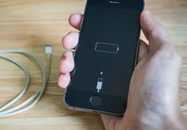 Jak ładować iPhone 13, aby uniknąć problemów z baterią?
