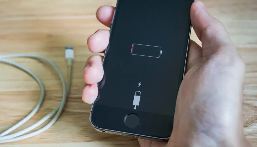 Jak ładować iPhone 13, aby uniknąć problemów z baterią?