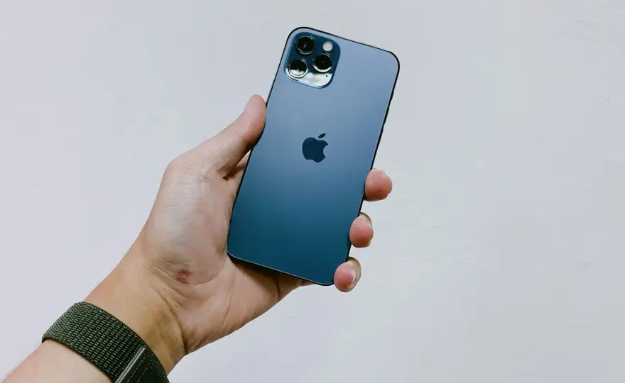Jak pobrać aplikacje na iPhone przez komputer bez problemów