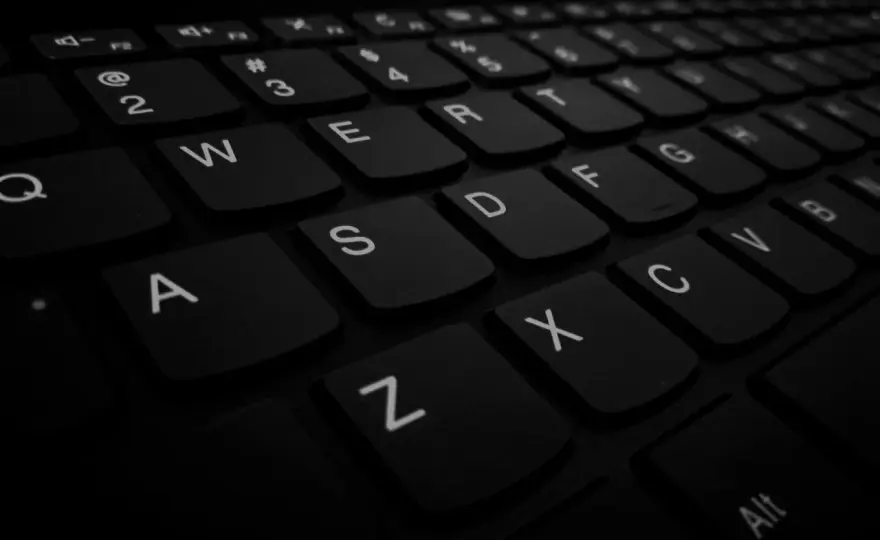 Nie działa klawiatura? Sprawdź te skuteczne sposoby na naprawę